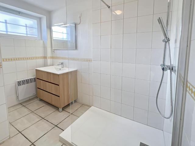 Maison 3 pièces, 83 m² à louer à Grenade 31330