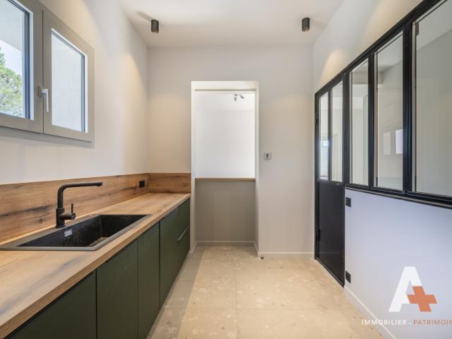 Maison 3 pièces, 83 m² à louer à Marseille 7 13007