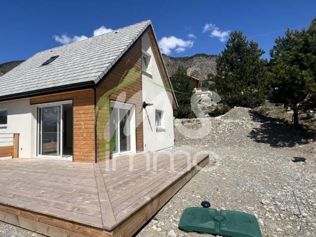 Maison 3 pièces 84 m²