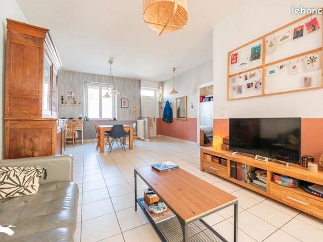 Maison 3 pièces 84 m²