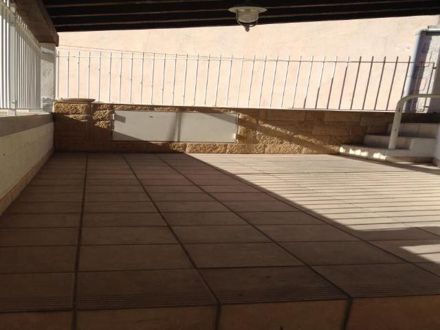 Maison 3 pièces, 84 m² à louer à Avignon 84000