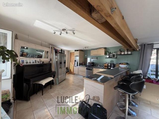 Maison 3 pièces 85 m²