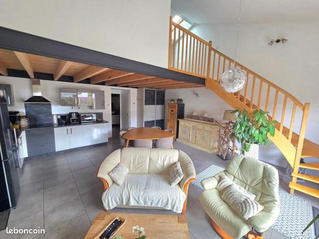 Maison 3 pièces 85 m²
