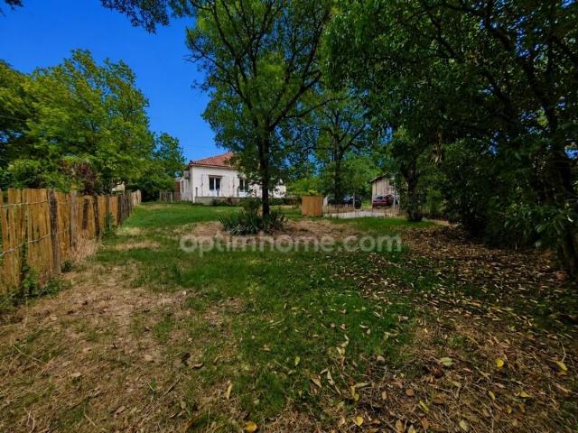 Maison 3 pièces, 86 m² à louer à Castéra Verduzan 32410