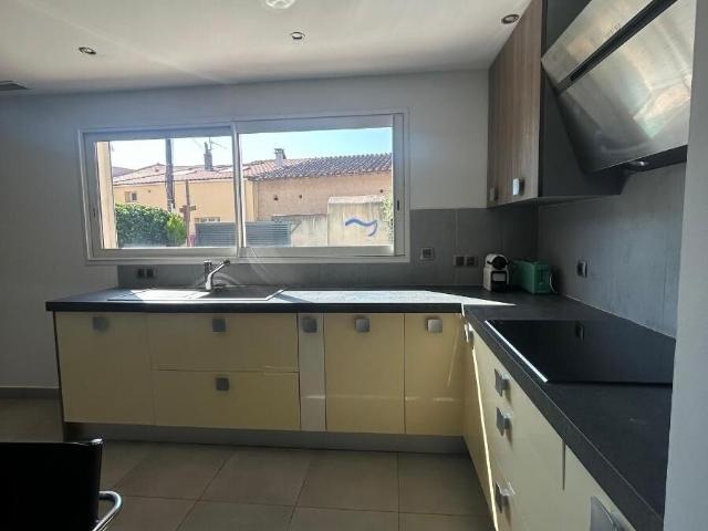 Maison 3 pièces, 89 m² à louer à Bages 66670