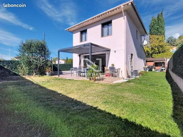Maison 3 pièces 90 m²