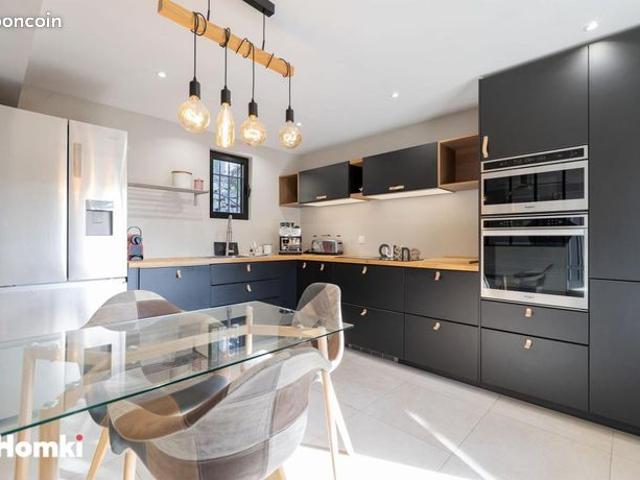 Maison 3 pièces 90 m²