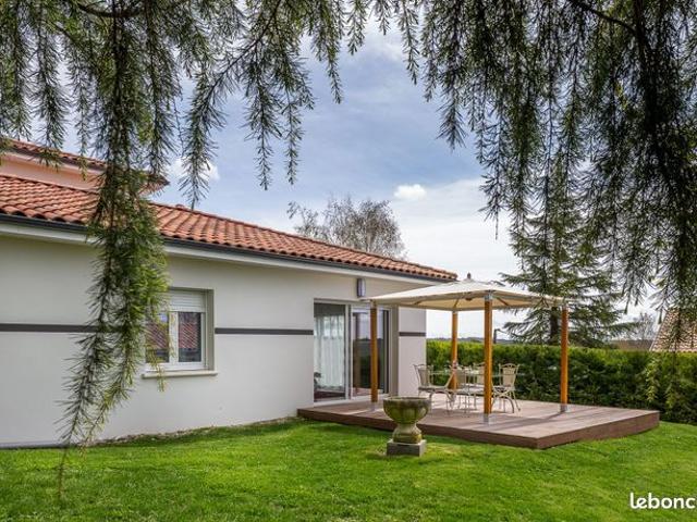 Maison 3 pièces 90 m²