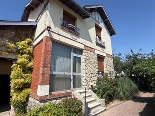 Maison 3 pièces 90 m²