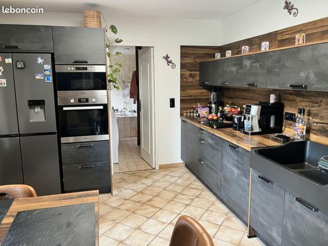 Maison 3 pièces 90 m²
