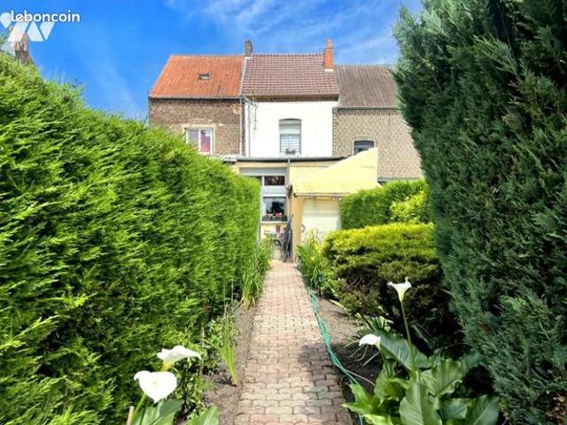 Maison 3 pièces 90 m²
