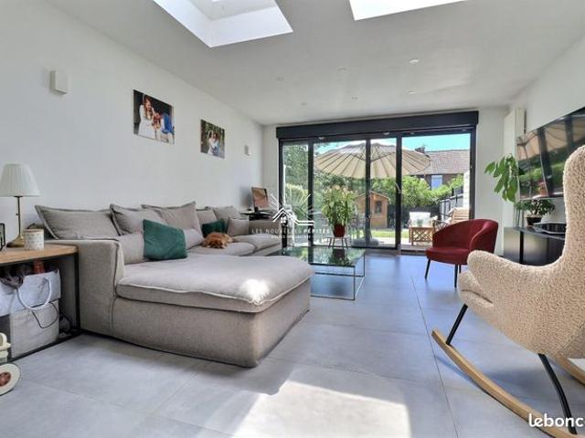 Maison 3 pièces 90 m²