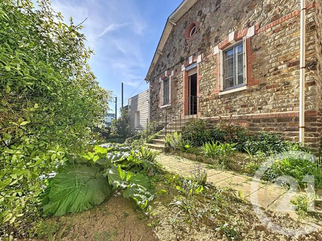 Maison 3 pièces 90 m²