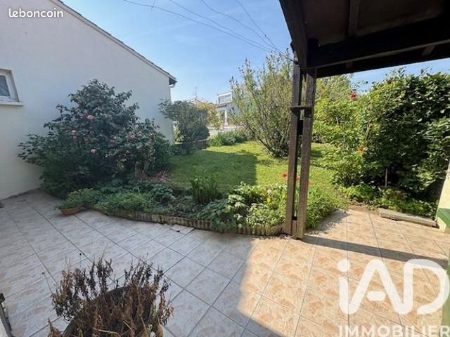 Maison 3 pièces 90 m²