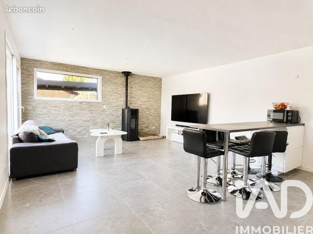Maison 3 pièces 90 m²