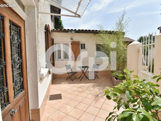 Maison 3 pièces 90 m²