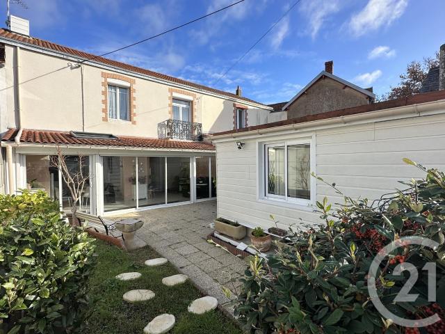 Maison 3 pièces 90 m²