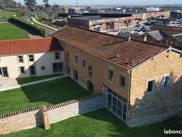 Maison 3 pièces 90 m²