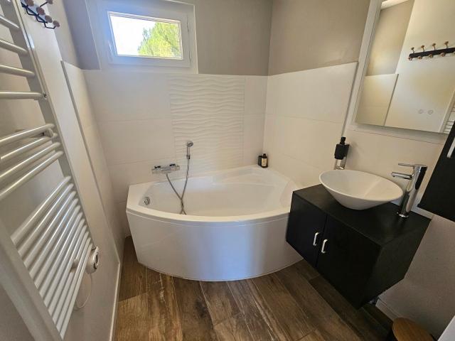 Maison 3 pièces, 90 m² à louer à Ventabren 13122