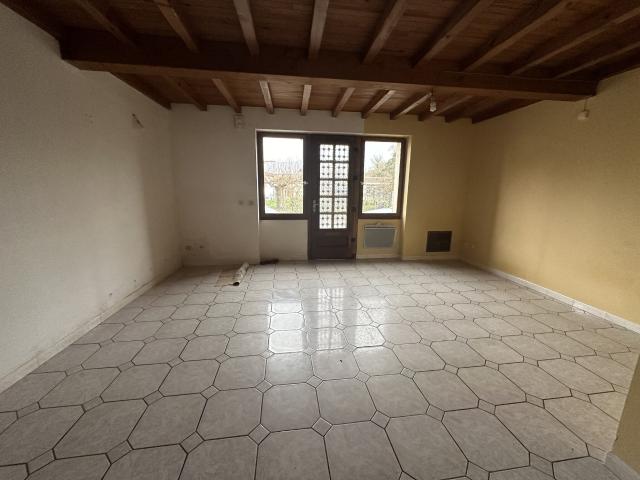 Maison 3 pièces, 91 m² à louer à Clairac 47320