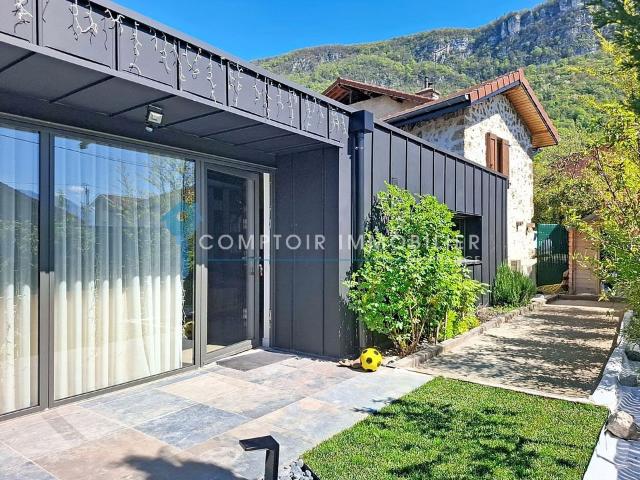 Maison 3 pièces 92 m²