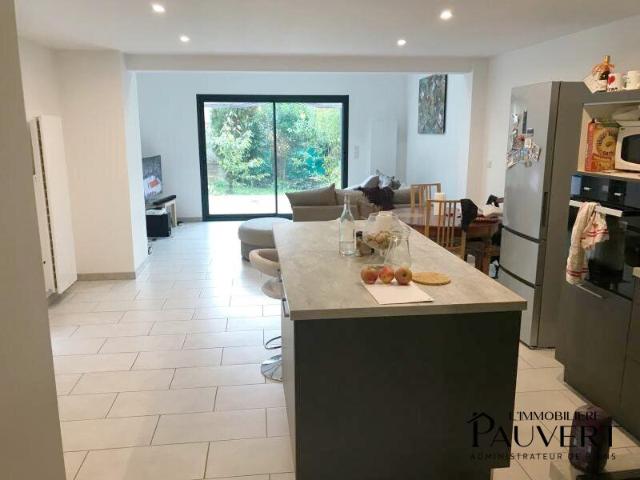 Maison 3 pièces 92 m²
