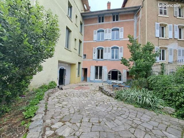 Maison 3 pièces 93 m²