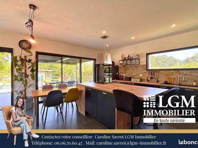 Maison 3 pièces 94 m²
