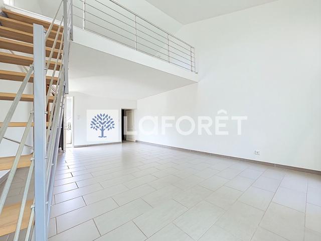 Maison 3 pièces 94 m²