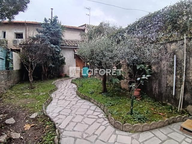 Maison 3 pièces, 94 m² à louer à Sorgues 84700