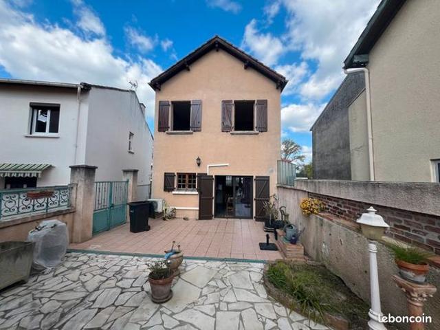 Maison 3 pièces 95 m²