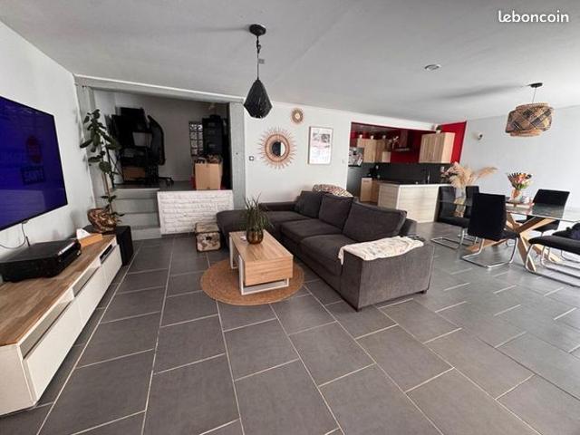 Maison 3 pièces 95 m²