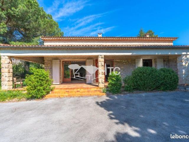 Maison 3 pièces 95 m²