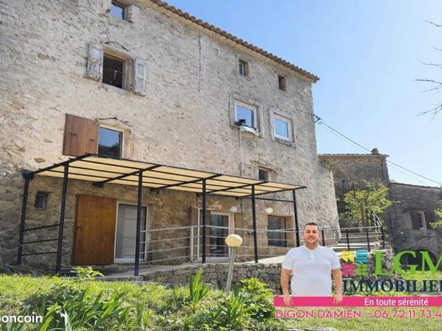 Maison 3 pièces 97 m²