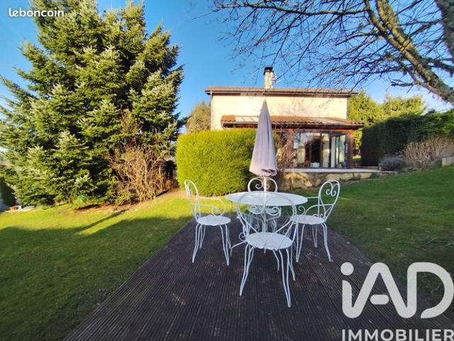 Maison 3 pièces 98 m²