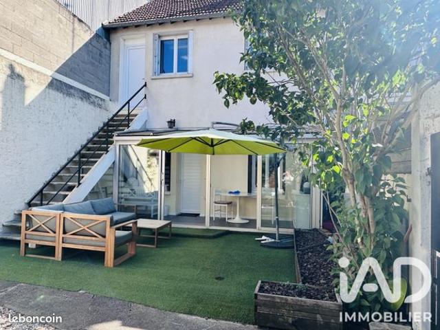 Maison 3 pièces 98 m²