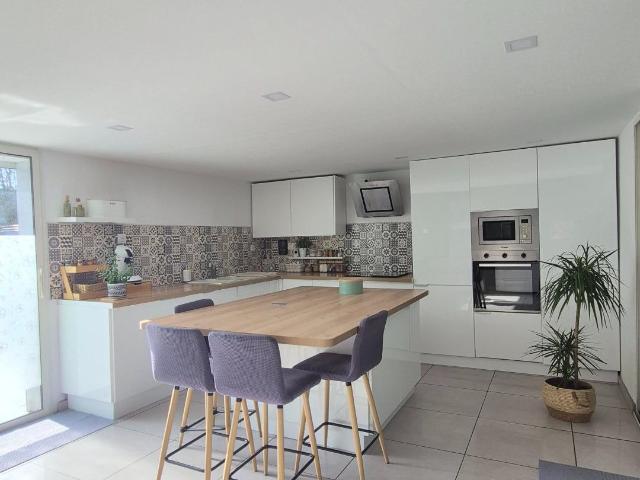 Maison 3 pièces 98 m²