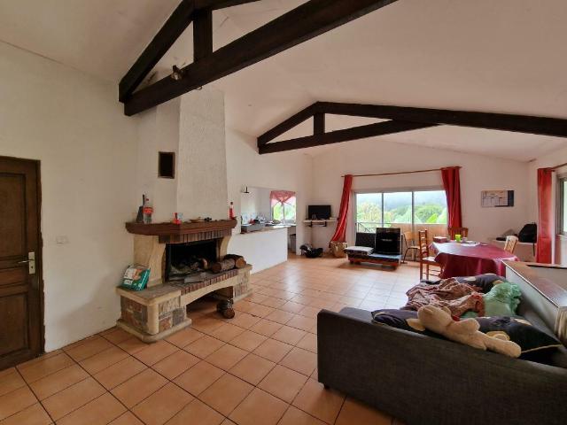Maison 3 pièces 98 m²