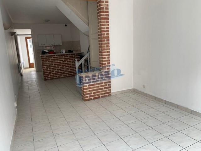 Maison 3 pièces à Avesnes le Comte