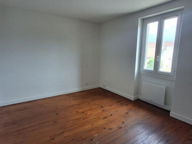Maison 3 pièces à Laboutarié