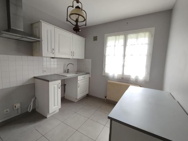 Maison 3 pièces, à louer à Lamotte Beuvron 41600