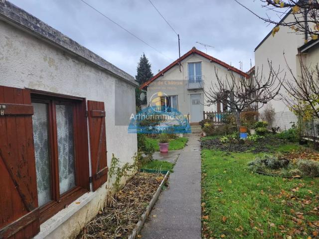 MAISON A RENOVER AVEC GARAGE