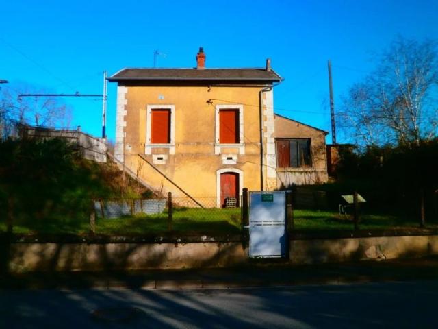 MAISON 3 PIECES + GARAGE + JARDIN + PUITS