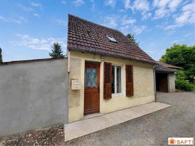 Maison 3 pièces de 50 m² avec terrain de 615 m² et dépendances