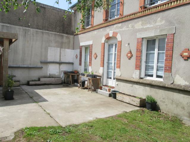 Maison 3 pièces Fay aux Loges 68.00m² 776€ à louer