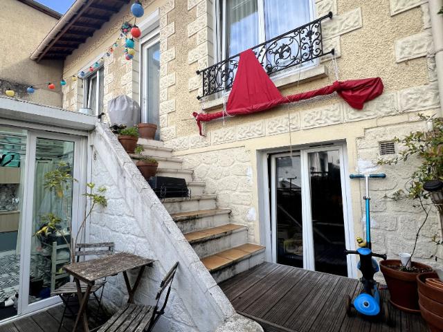 Maison 3 pièces Montreuil 62.25m² 1775€ à louer l'Adresse