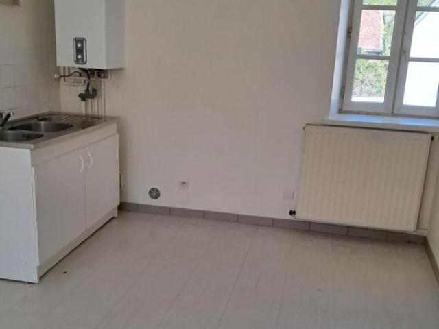 Maison 3 pièces NOUANS LES FONTAINES