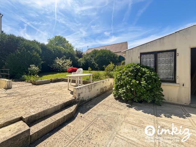 Maison 3 pièces sur sous sol total avec dépendance
