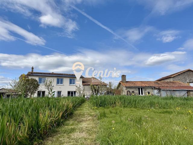 Maison 3ch plus 2 hectares 135m² Fénery