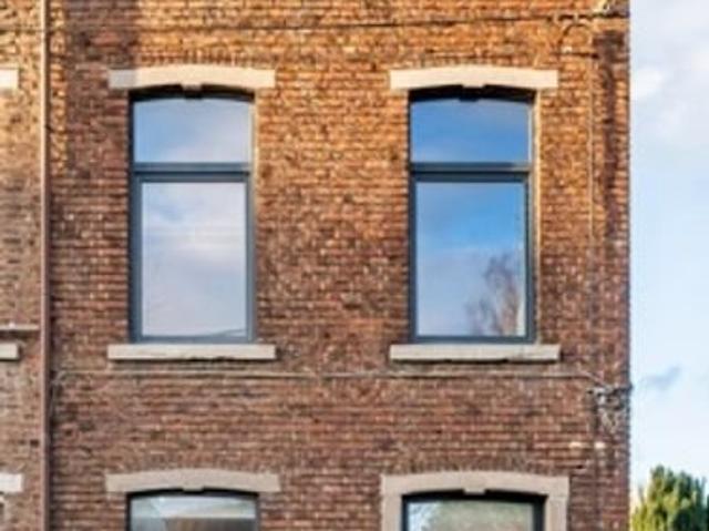 Maison 3f. rénovée de + 143m² sur 2a09, 2/3ch, jardin,terr
